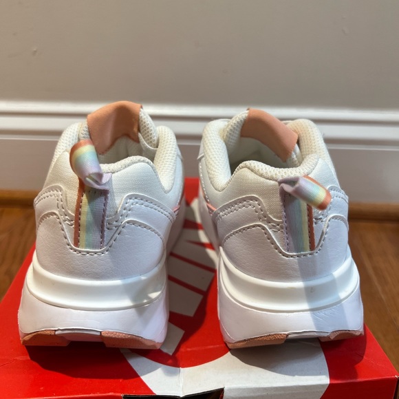 Nike Air Max Dawn - Picture 6 of 8